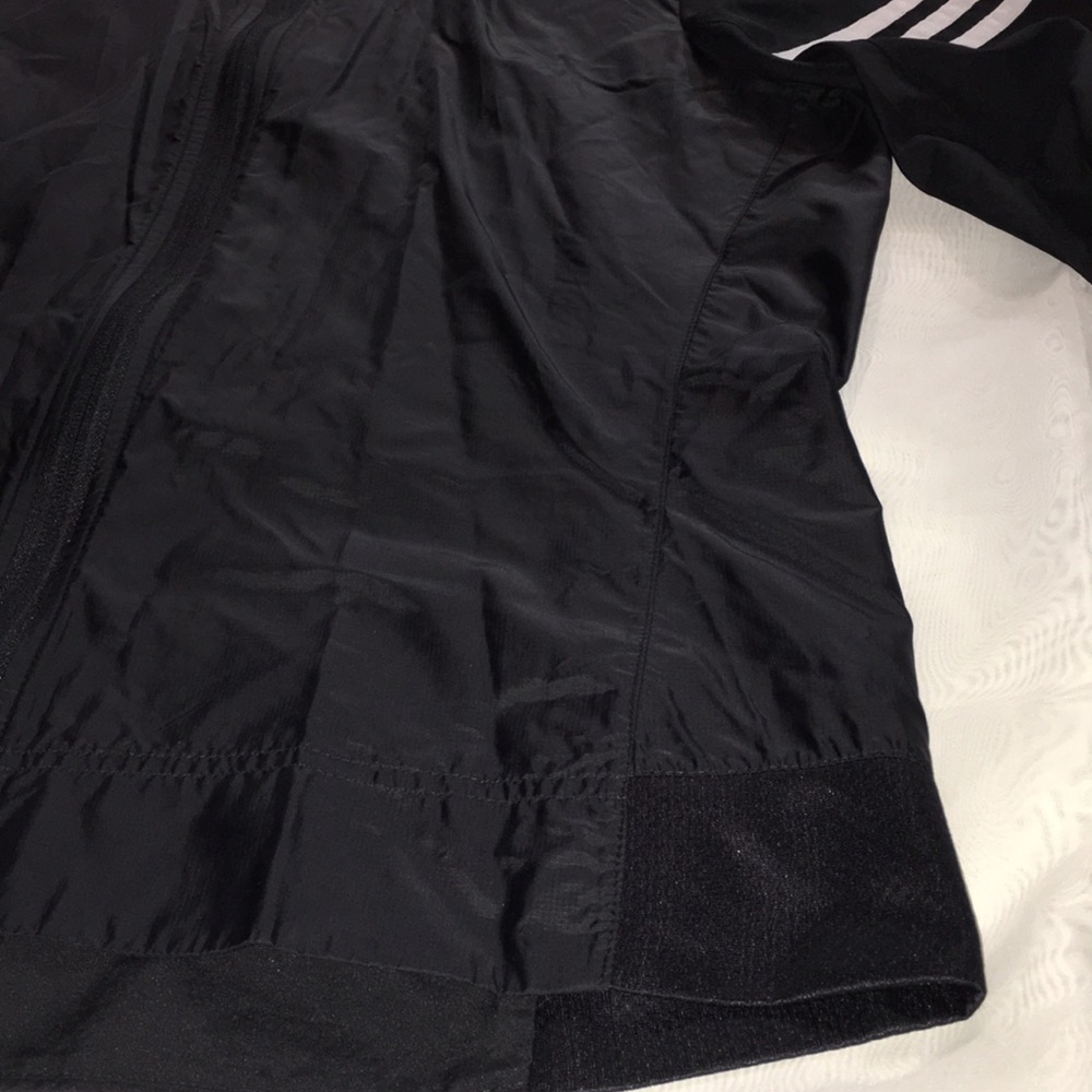 Running Jacket - Picture 2 of 3